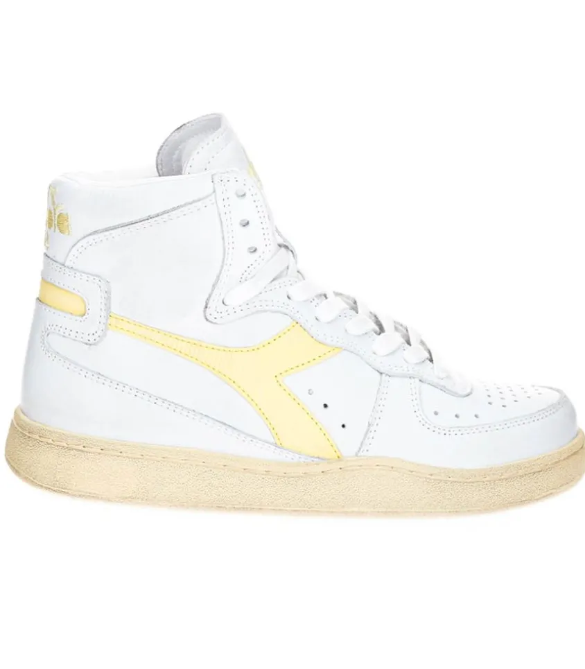 Baskets Heritage Mi Used White/French Vanilla