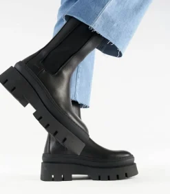 Boots Chelsea Vitello Black