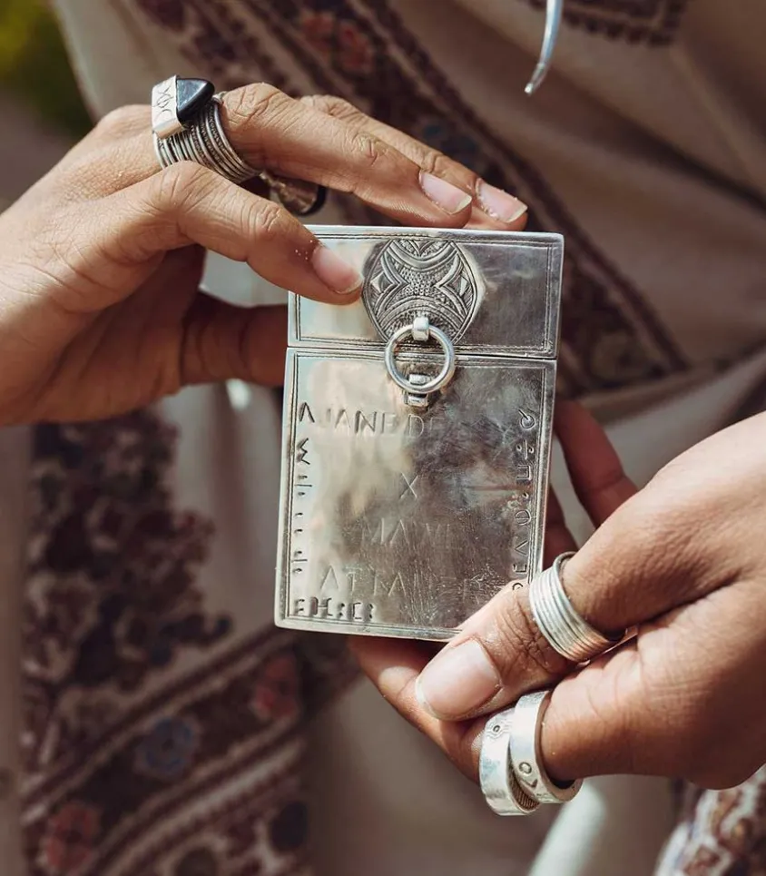 Etui A Cigarettes Jane B. En Argent X Jane De Boy