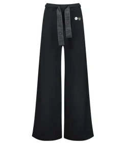 Jogging Lester Bleed Night