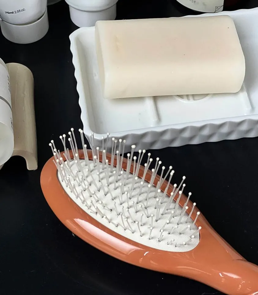Petite Brosse N.04 La Miracle Terracotta