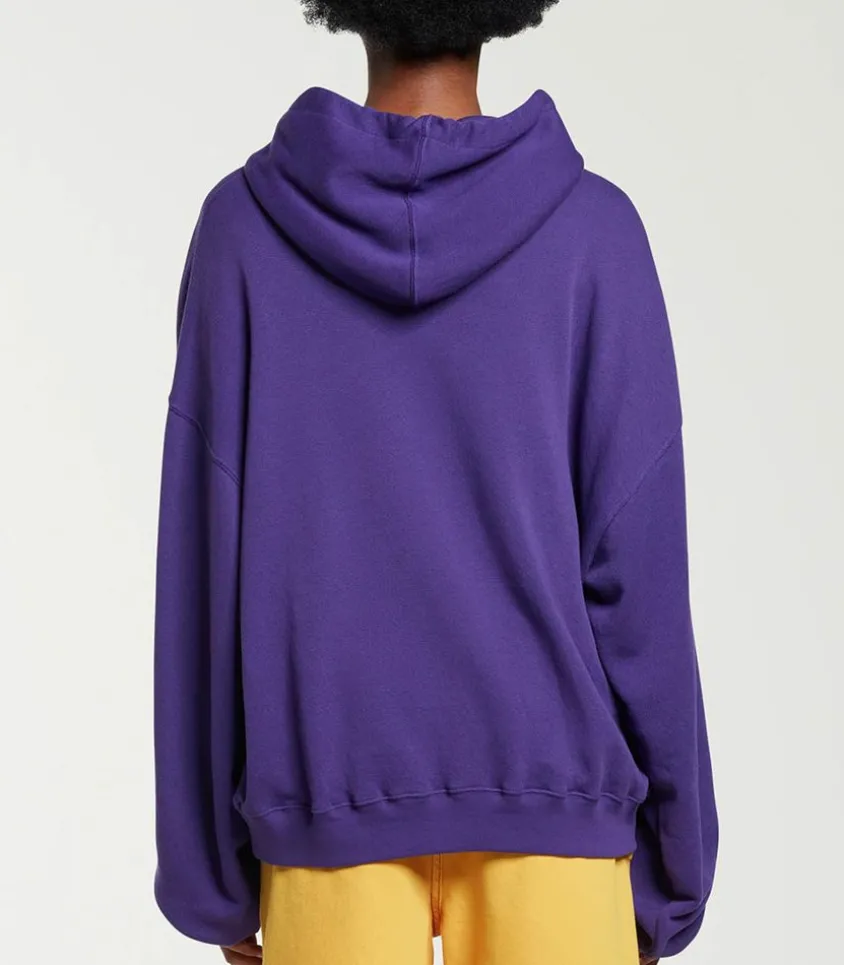 Sweat A Capuche Avec Collier De Perles Violet