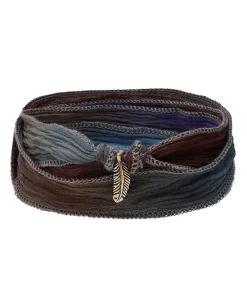 Bracelet En Soie Et Charm Petite Feather En Bronze