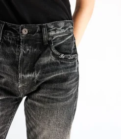 Jean Tokyo Paint It Black