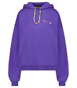 Sweat A Capuche Avec Collier De Perles Violet