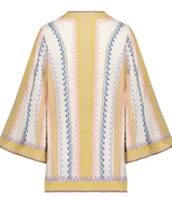 Top August Embroidered